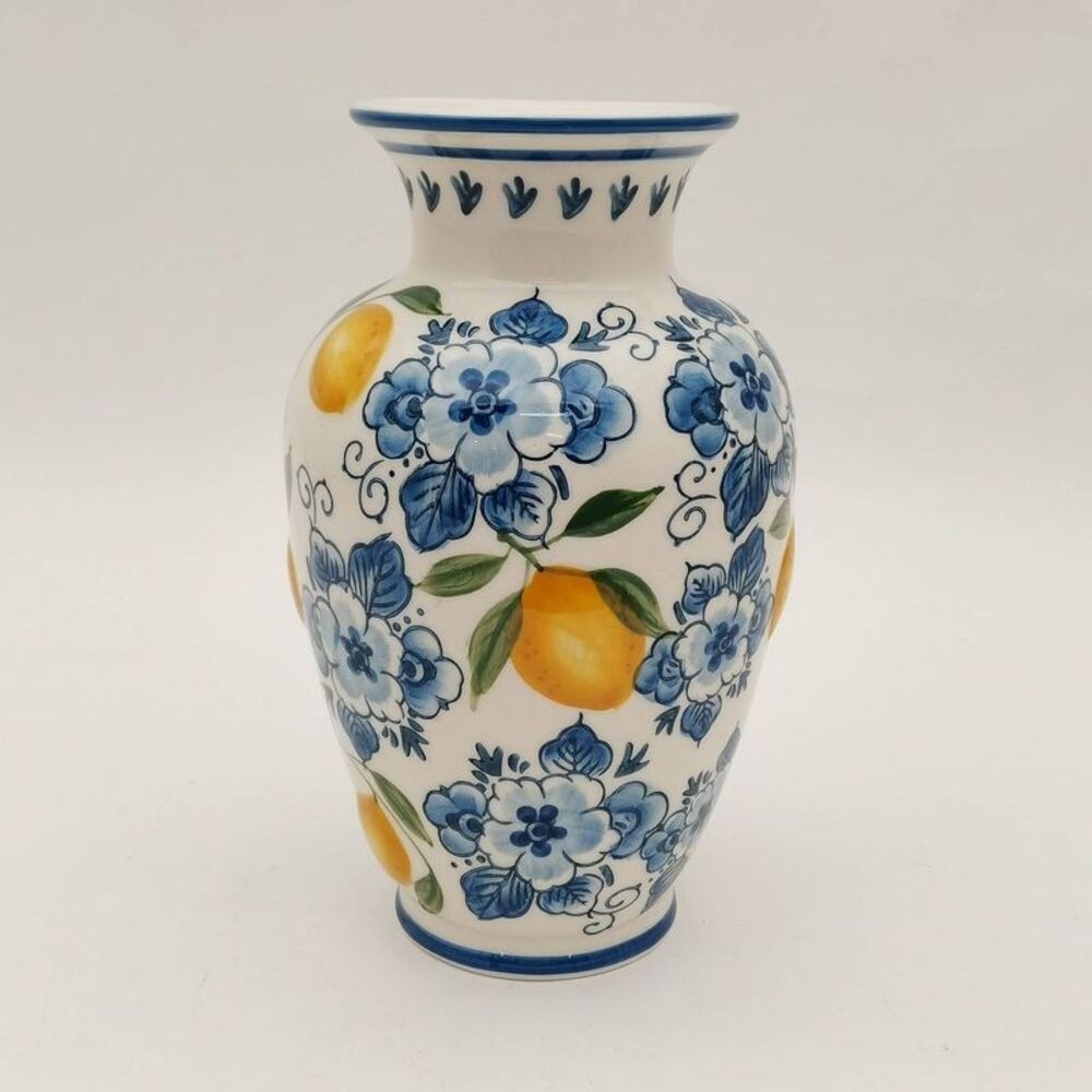 Muchoise -  Ceramic Lemon Vase White/Blue White/Blue